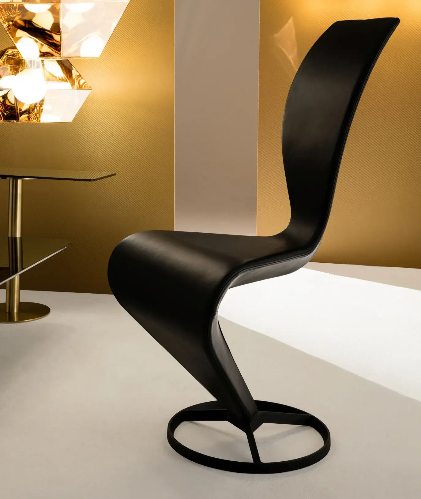 Tom Dixon S-Chair schwarz